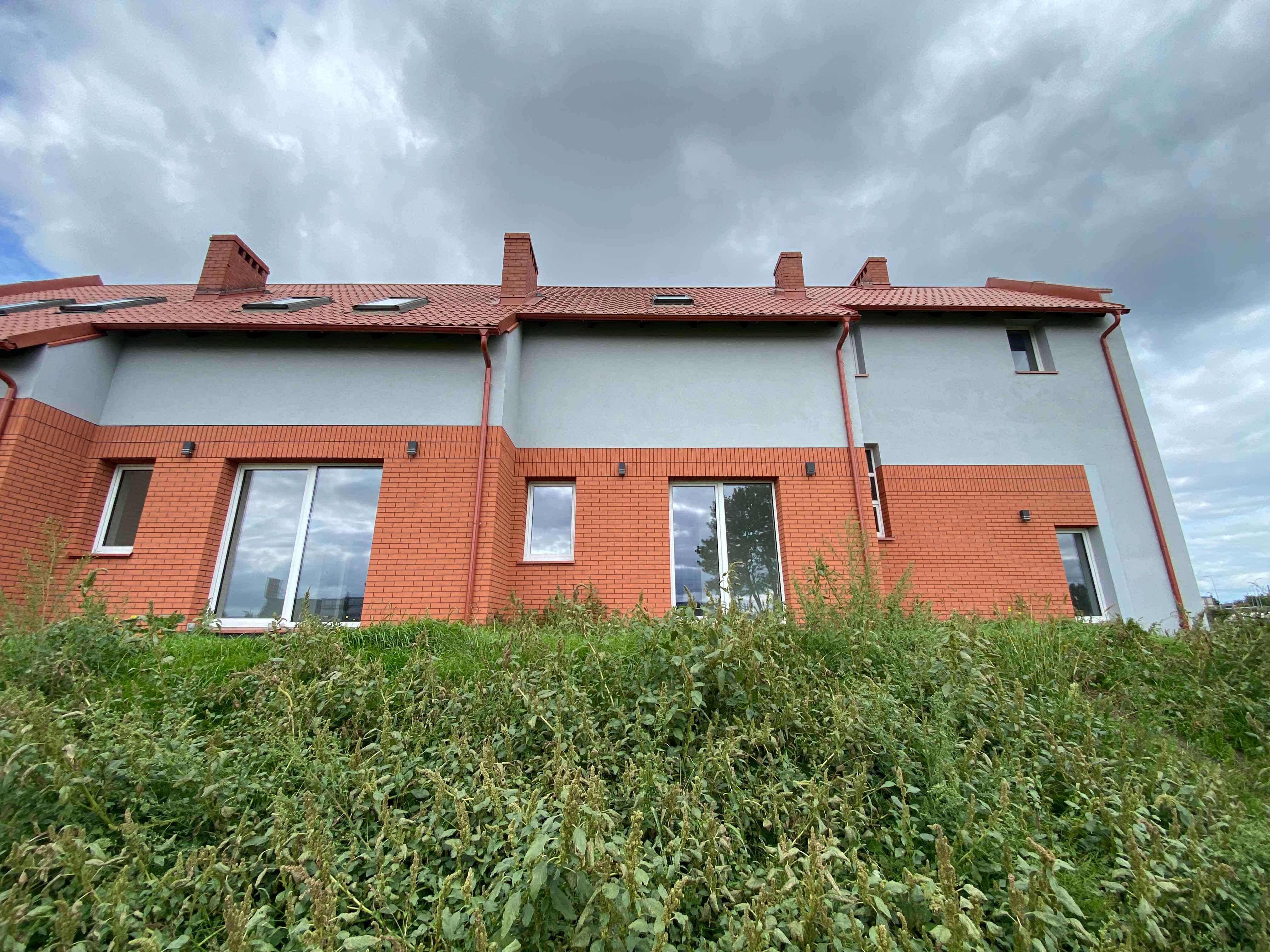 Tylnia elewacja budynku 3