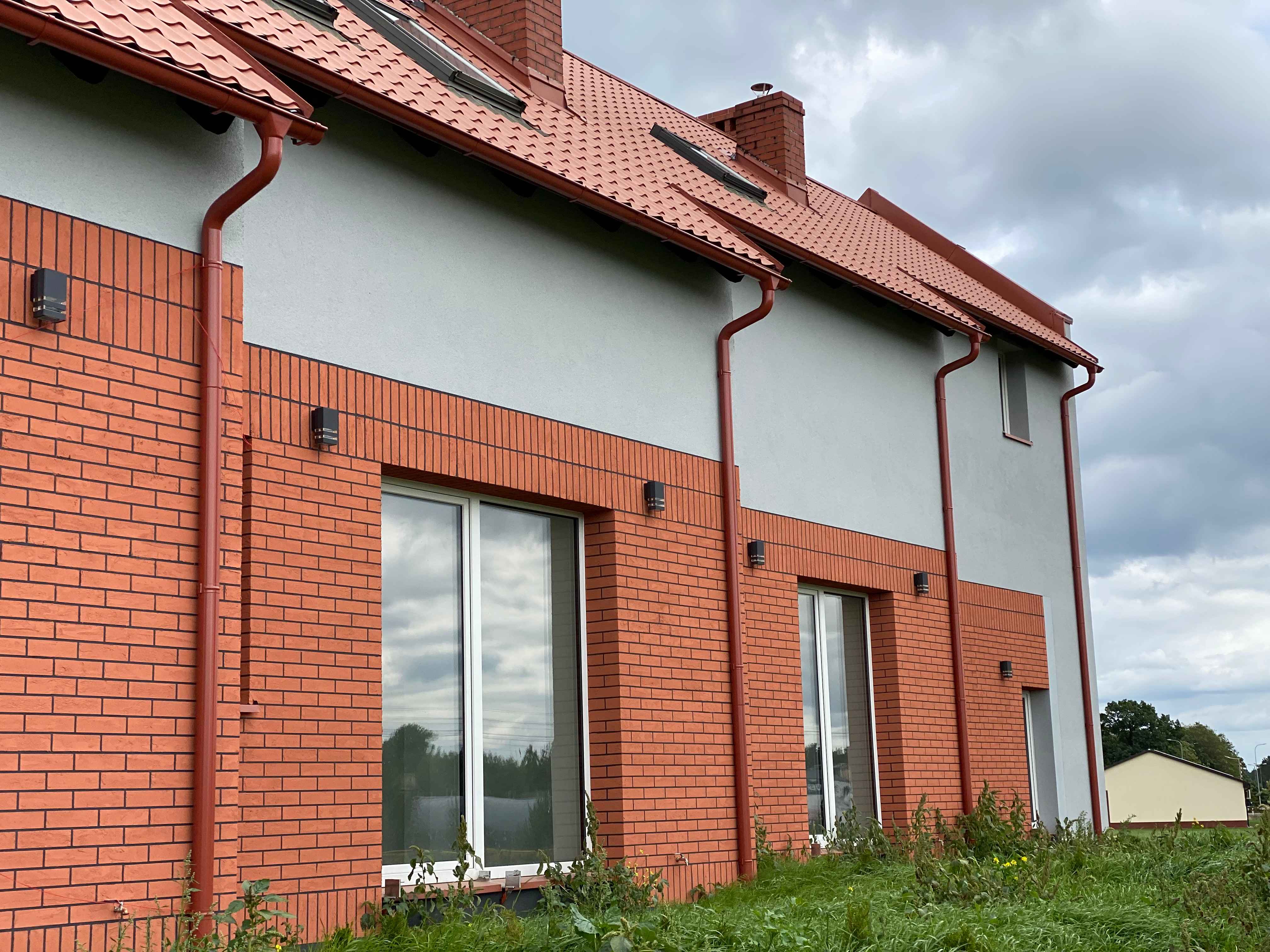 Tylnia elewacja budynku 2